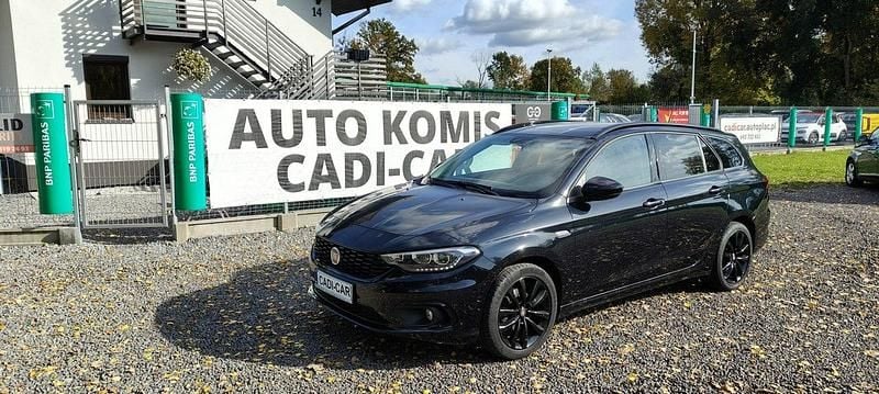 Czarny (metalik) Używany 2018 Fiat Tipo Kombi | 39 900 zł (Uczciwa cena) - Obraz 1/4