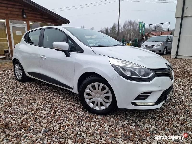 Biały Używany 2016 Renault Clio IV Hatchback | 33 500 zł (Dość drogi) - Obraz 1/4