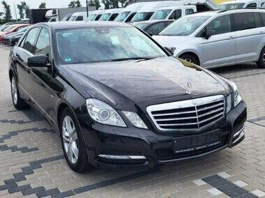 Czarny Używany 2010 Mercedes A200 Avantgarde Sedan/Limuzyna | 38 900 zł - Obraz 1/4