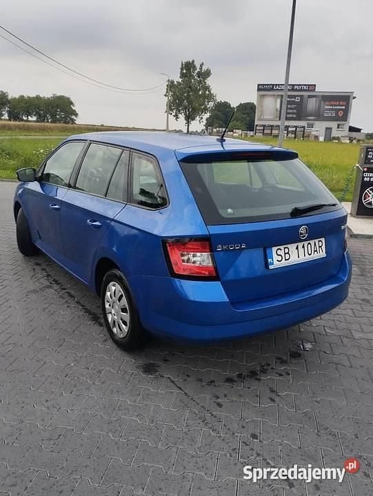 Niebieski Używany 2018 Skoda Fabia Kombi | 19 800 zł (Dobra cena) - Obraz 1/4