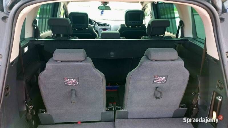 Używany Peugeot 5008 2012 Minivan