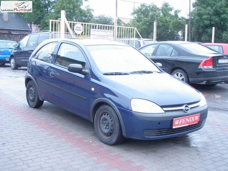 Używany Opel Corsa 159 KM (116 kW) 2002 Niebieski ciemny Hatchback