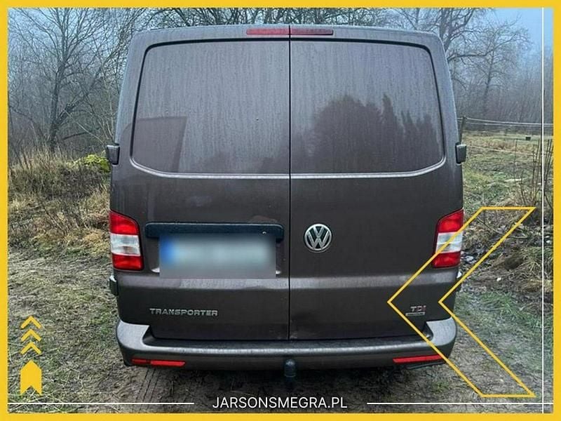 Używany VW T6 180 KM (132 kW) 2015 Brązowy Van
