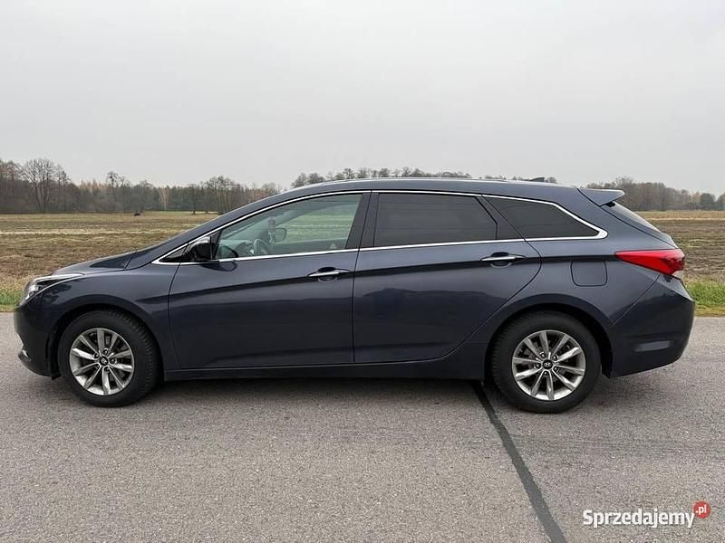 Używany Hyundai i40 2016 Niebieski Kombi