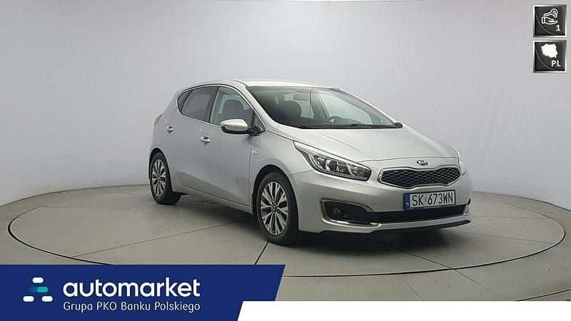 Srebrny Używany 2018 Kia Ceed Plus Hatchback | 38 850 zł (Dobra cena) - Obraz 1/4