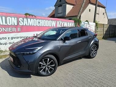 Szary Nowe 2024 Toyota C-HR SUV | 139 900 zł (Super Cena) - Obraz 1/4