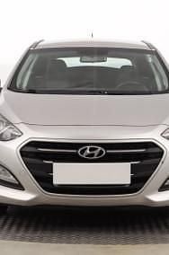 Używany Hyundai i30 110 KM (80 kW) 2016 Srebrny Kombi