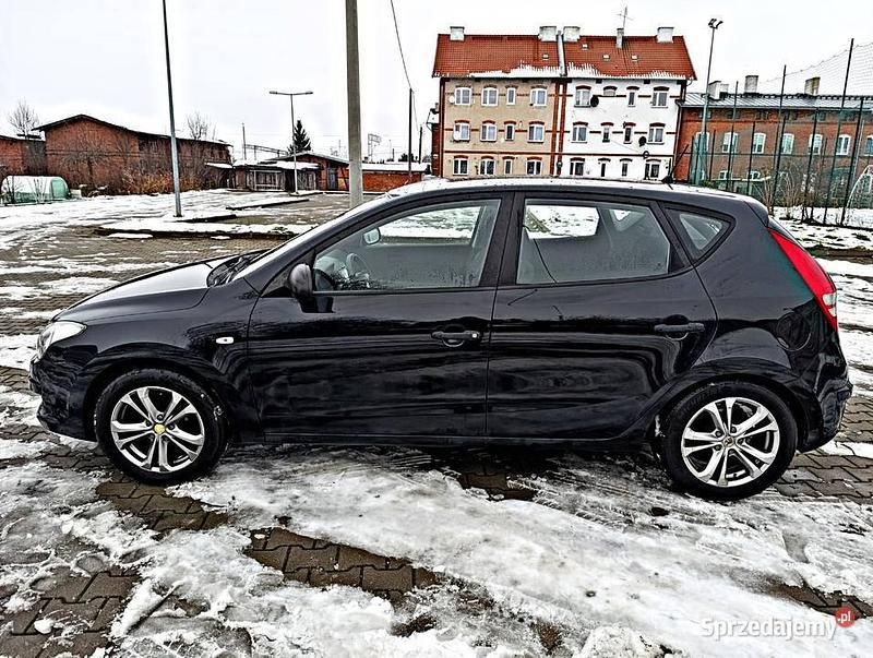 Używany 2008 Hyundai i30 | 13 900 zł (Uczciwa cena) - Obraz 1/4