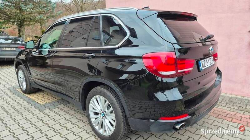 Czarny Używany 2018 BMW X5 M SUV | 129 000 zł - Obraz 1/4