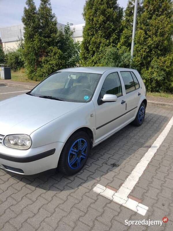 Srebrny Używany 2001 VW Golf IV Hatchback | 5700 zł (Uczciwa cena) - Obraz 1/4