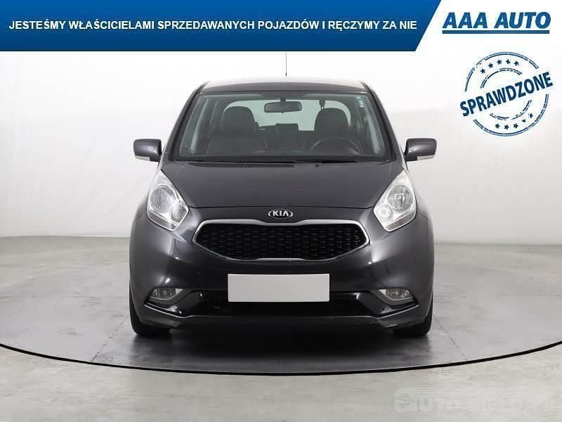 Używany Kia Venga 125 KM (91 kW) 2015 Szary Hatchback
