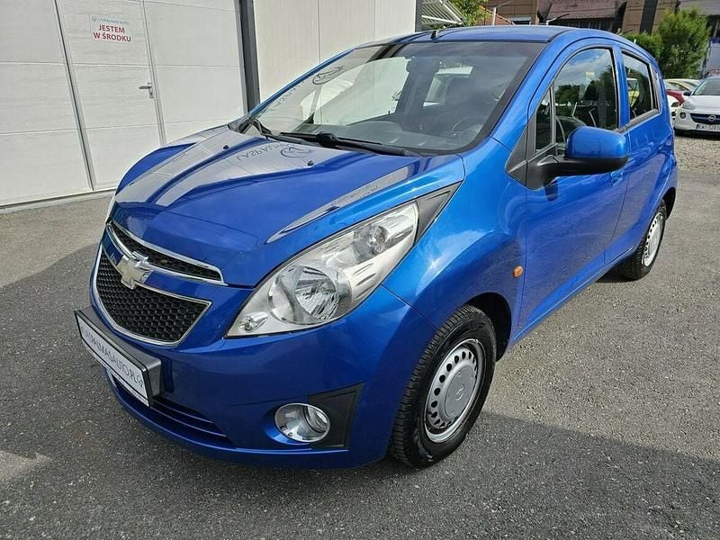 Używany Chevrolet Spark 68 KM (50 kW) 2010 Niebieski Hatchback