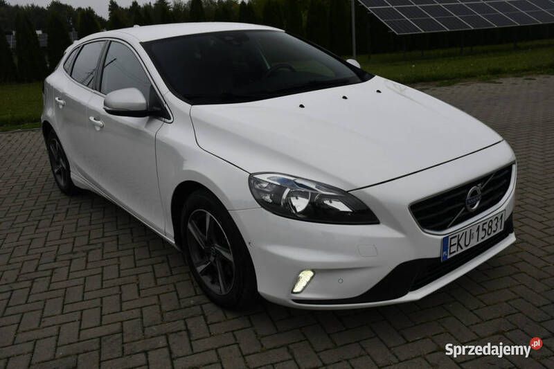 Biały Używany 2015 Volvo V40 R-Design Kombi | 36 900 zł (Dobra cena) - Obraz 1/4