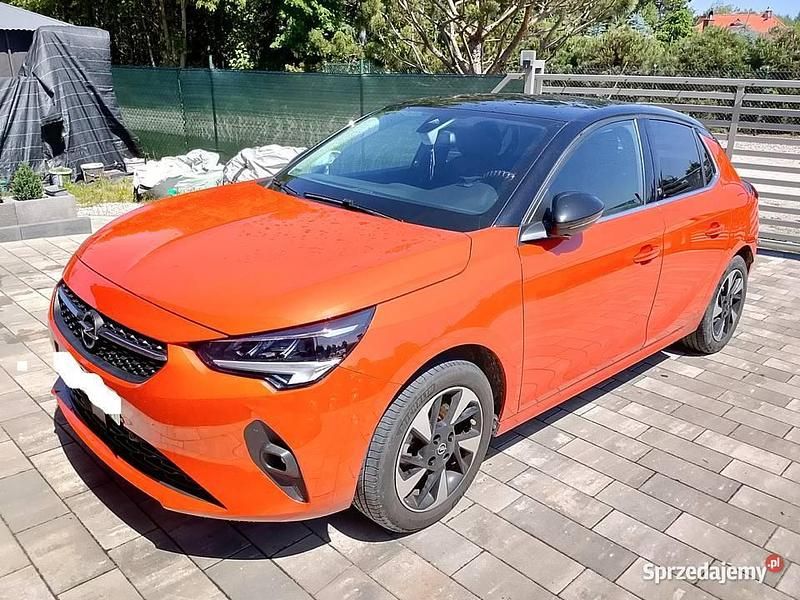 Używany Opel Corsa-e 100 kW (136 KM) 2020 Pomarańczowy Hatchback
