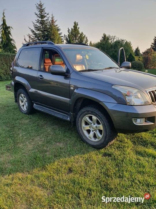 Szary Używany 2004 Toyota Land Cruiser SUV | 37 500 zł (Super Cena) - Obraz 1/4