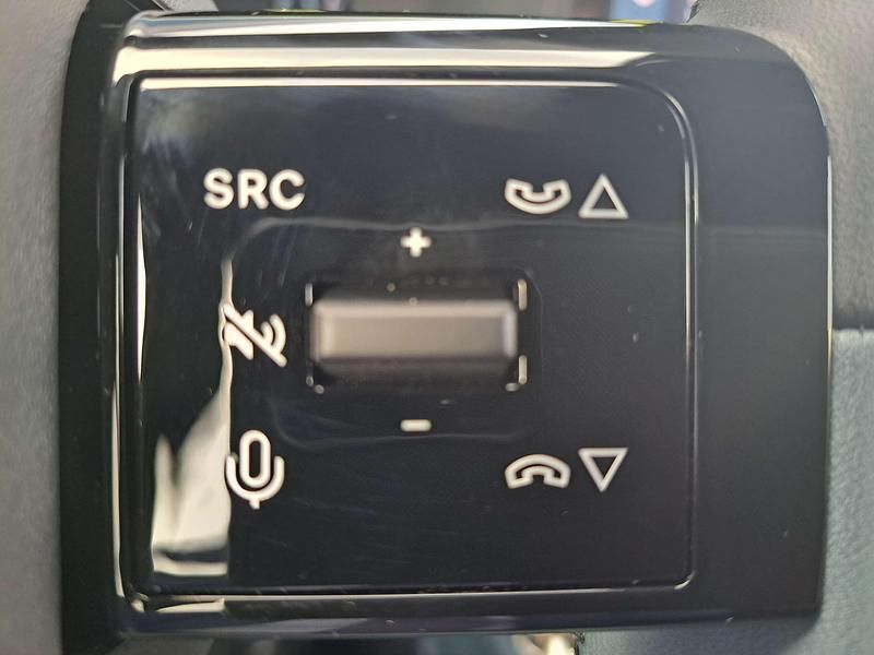 Nowe Fiat Grande Panda Icon 110 KM (80 kW) 2025 Lakier metalizowany żółty limone Hatchback