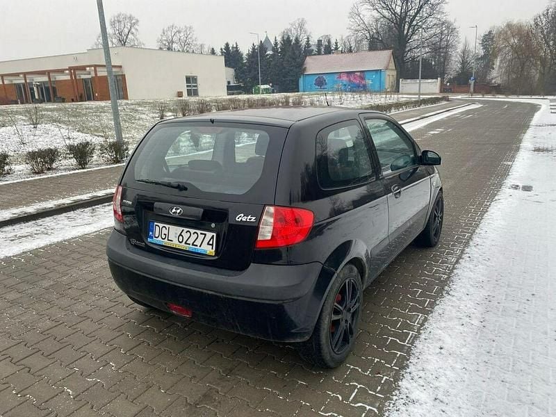 Używany Hyundai Getz 67 KM (49 kW) 2007 Czarny Hatchback