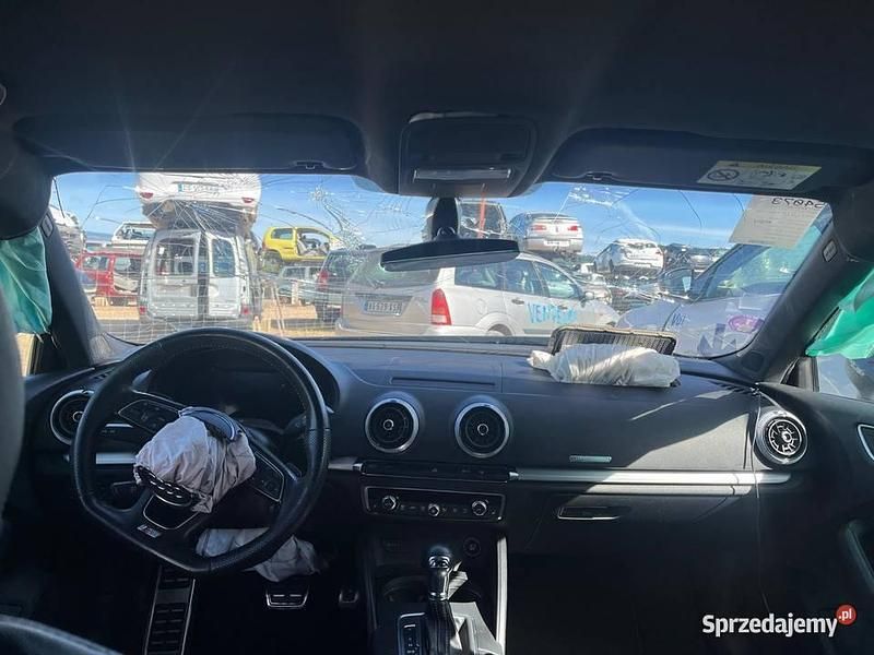 Używany Audi A3 S-Line 2017 Szary Hatchback