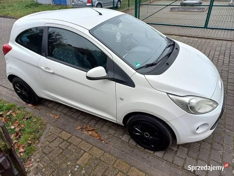 Używany Ford Ka 2009 Biały Hatchback
