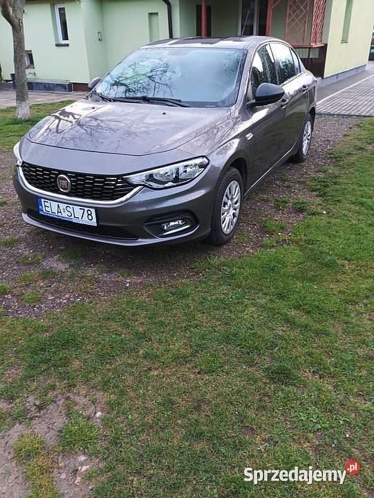 Brązowy Używany 2016 Fiat Tipo Sedan/Limuzyna | 38 500 zł (Uczciwa cena) - Obraz 1/1