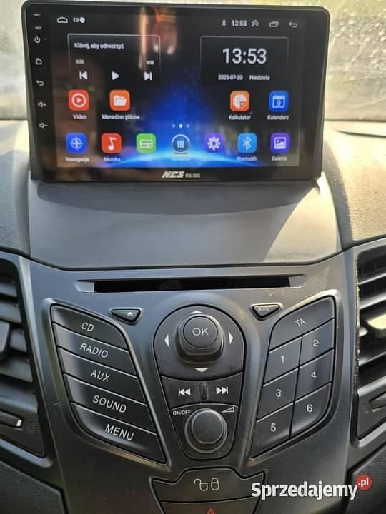 Używany Ford Fiesta 2012 Biały Van