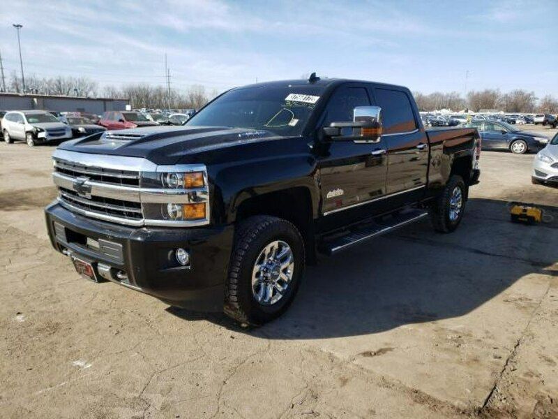Używany Chevrolet Silverado 445 KM (327 kW) 2018 Czarny Pickup