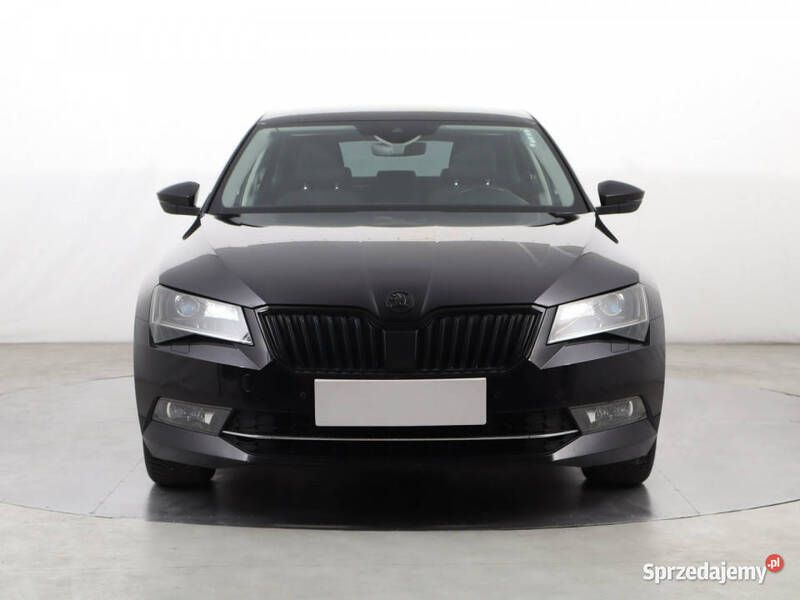 Czarny Używany 2016 Skoda Superb Hatchback | 61 499 zł (Uczciwa cena) - Obraz 1/4