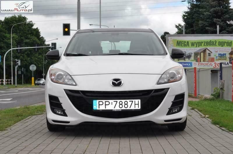 Używany Mazda 3 109 KM (80 kW) 2010 Biały Hatchback