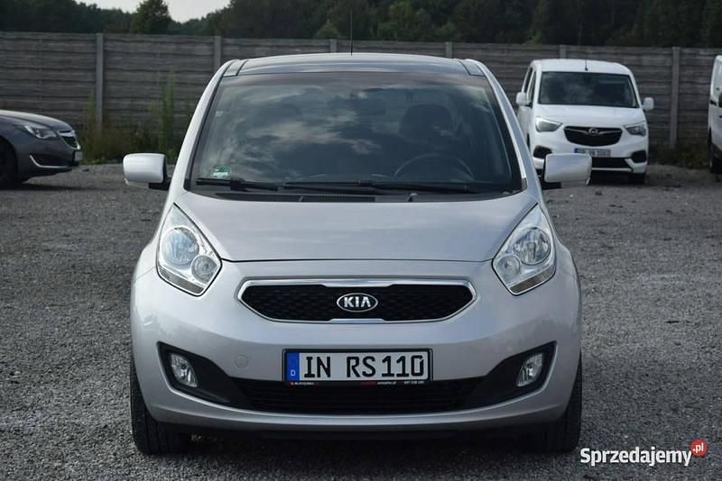 Szary (metalik) Używany 2013 Kia Venga 2 Hatchback | 34 900 zł (Uczciwa cena) - Obraz 1/4