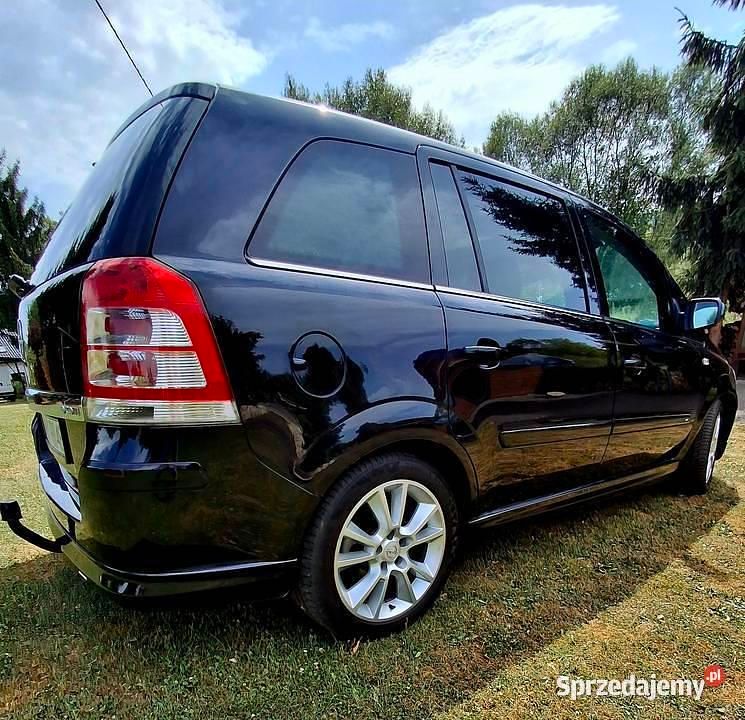 Używany 2010 Opel Zafira Minivan | 24 600 zł - Obraz 1/4