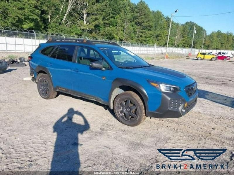 Niebieski Używany 2024 Subaru Outback SUV | 80 910 zł - Obraz 1/3