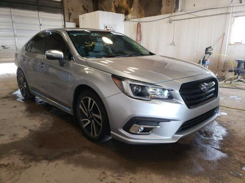 Używany Subaru Legacy 175 KM (128 kW) 2019 Srebrny Sedan/Limuzyna