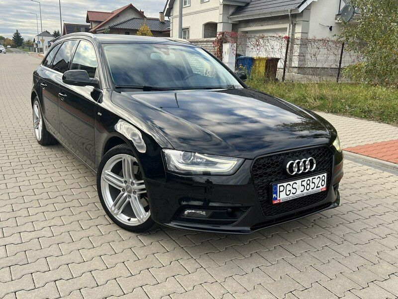 Czarny Używany 2012 Audi A4 S-Line Sedan/Limuzyna | 45 999 zł (Super Cena) - Obraz 1/4