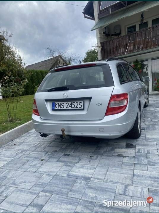 Używany Mercedes 200 2010 Srebrny Kombi