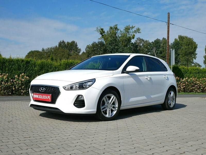Biały Używany 2017 Hyundai i30 Hatchback | 42 900 zł (Dość drogi) - Obraz 1/4