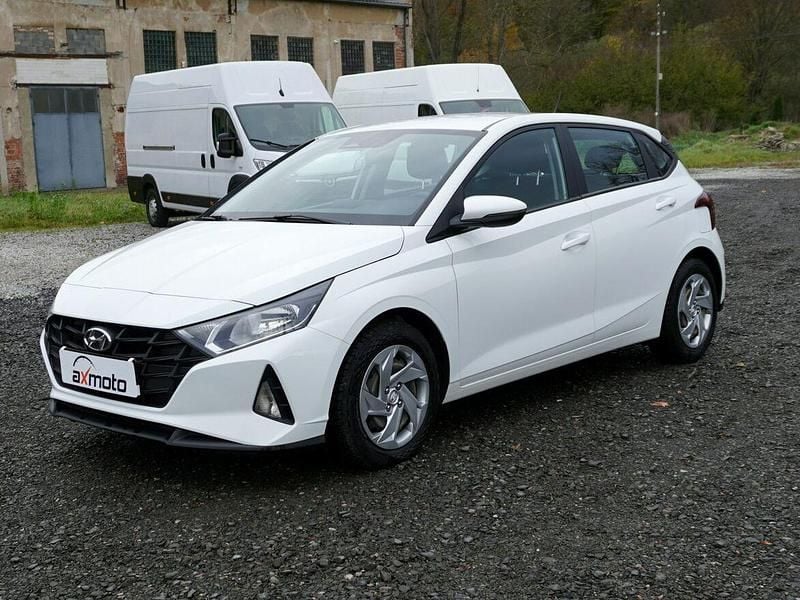 Biały Używany 2020 Hyundai i20 Hatchback | 42 800 zł (Uczciwa cena) - Obraz 1/4
