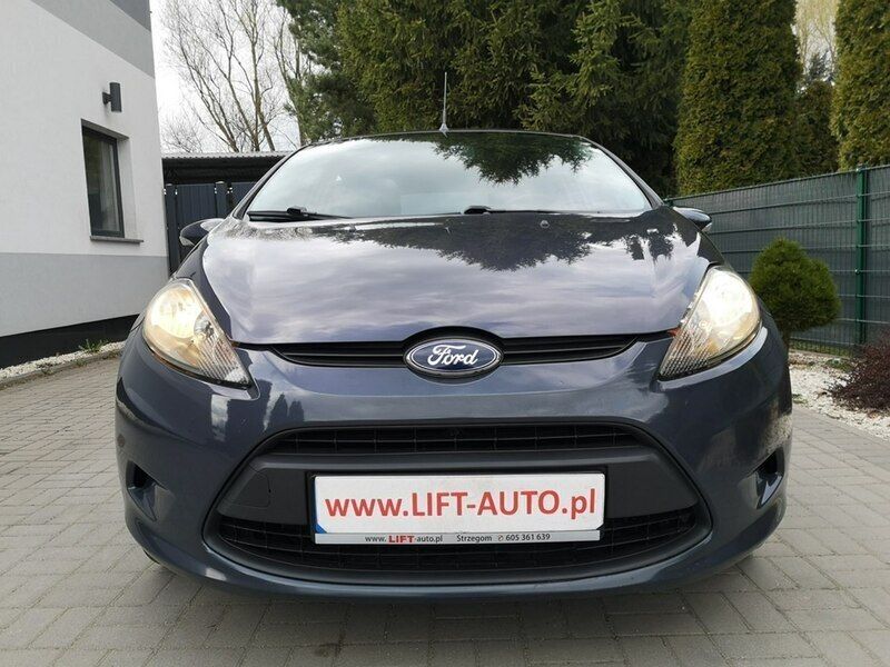 Używany Ford Fiesta 60 KM (44 kW) 2012 Grafitowy (metalik) Hatchback