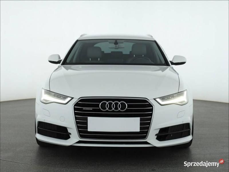Używany Audi A6 272 KM (200 kW) 2017 Biały Kombi
