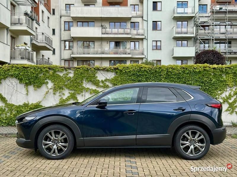 Niebieski (metalik) Używany 2021 Mazda CX-30 Luxury SUV | 76 500 zł (Uczciwa cena) - Obraz 1/4