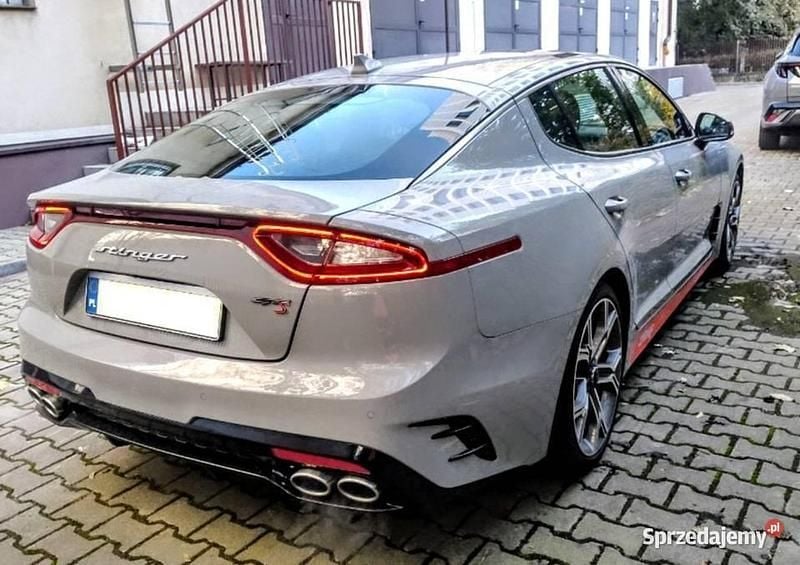 Używany Kia Stinger 366 KM (269 kW) 2020 Szary Hatchback