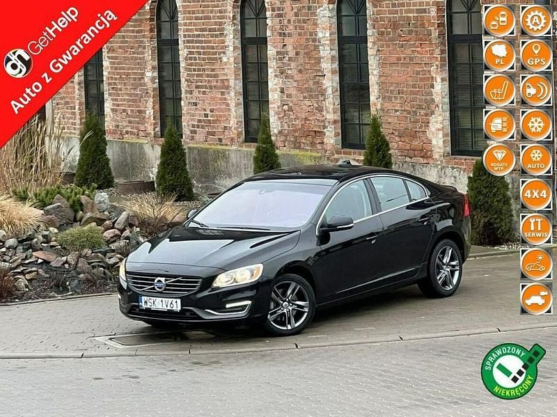 Używany Volvo S60 254 KM (186 kW) 2015 Czarny Sedan/Limuzyna