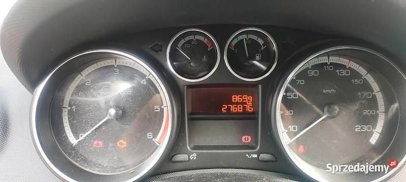 Używany Peugeot 308 SW 2011 Czarny Kombi