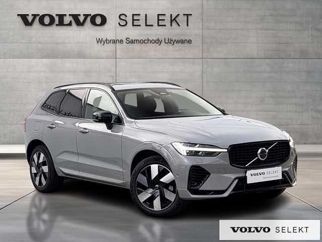 Używany Volvo XC60 349 KM (256 kW) 2025 Szary SUV