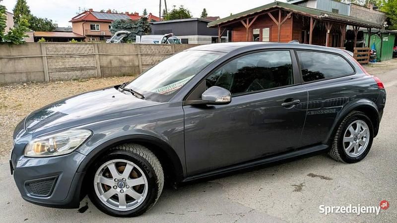 Szary (metalik) Używany 2011 Volvo C30 Hatchback | 17 999 zł (Uczciwa cena) - Obraz 1/4