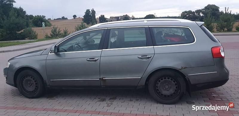 Używany 2007 VW Passat R Kombi | 13 000 zł (Drogi) - Obraz 1/4