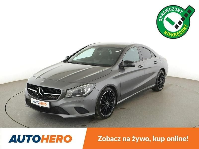 Szary Używany 2014 Mercedes CLA200 Sedan/Limuzyna | 59 500 zł - Obraz 1/3