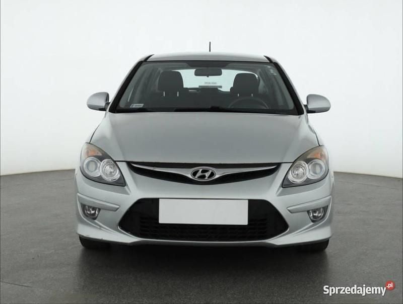 Srebrny Używany 2010 Hyundai i30 Hatchback | 16 999 zł (Uczciwa cena) - Obraz 1/4
