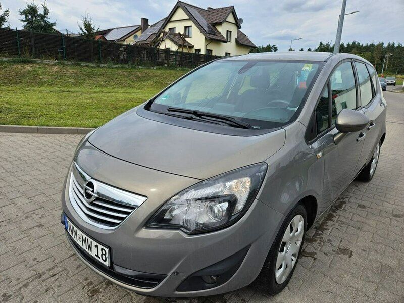 Szary (metalik) Używany 2010 Opel Meriva Minivan | 17 800 zł (Uczciwa cena) - Obraz 1/4