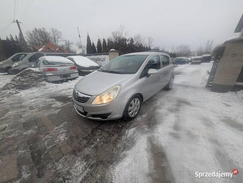 Używany Opel Corsa 2008 Srebrny Hatchback
