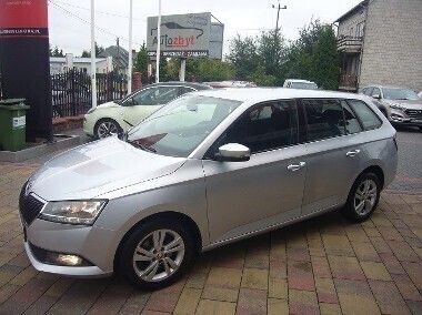 Srebrny Używany 2020 Skoda Fabia Kombi | 36 900 zł (Uczciwa cena) - Obraz 1/4